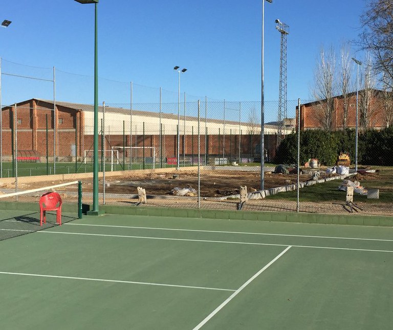 Executar el nou aparcament a les Naus Guixeres fase 1