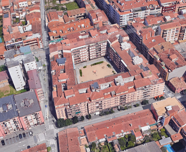 Millorar la plaça de l’Amistat